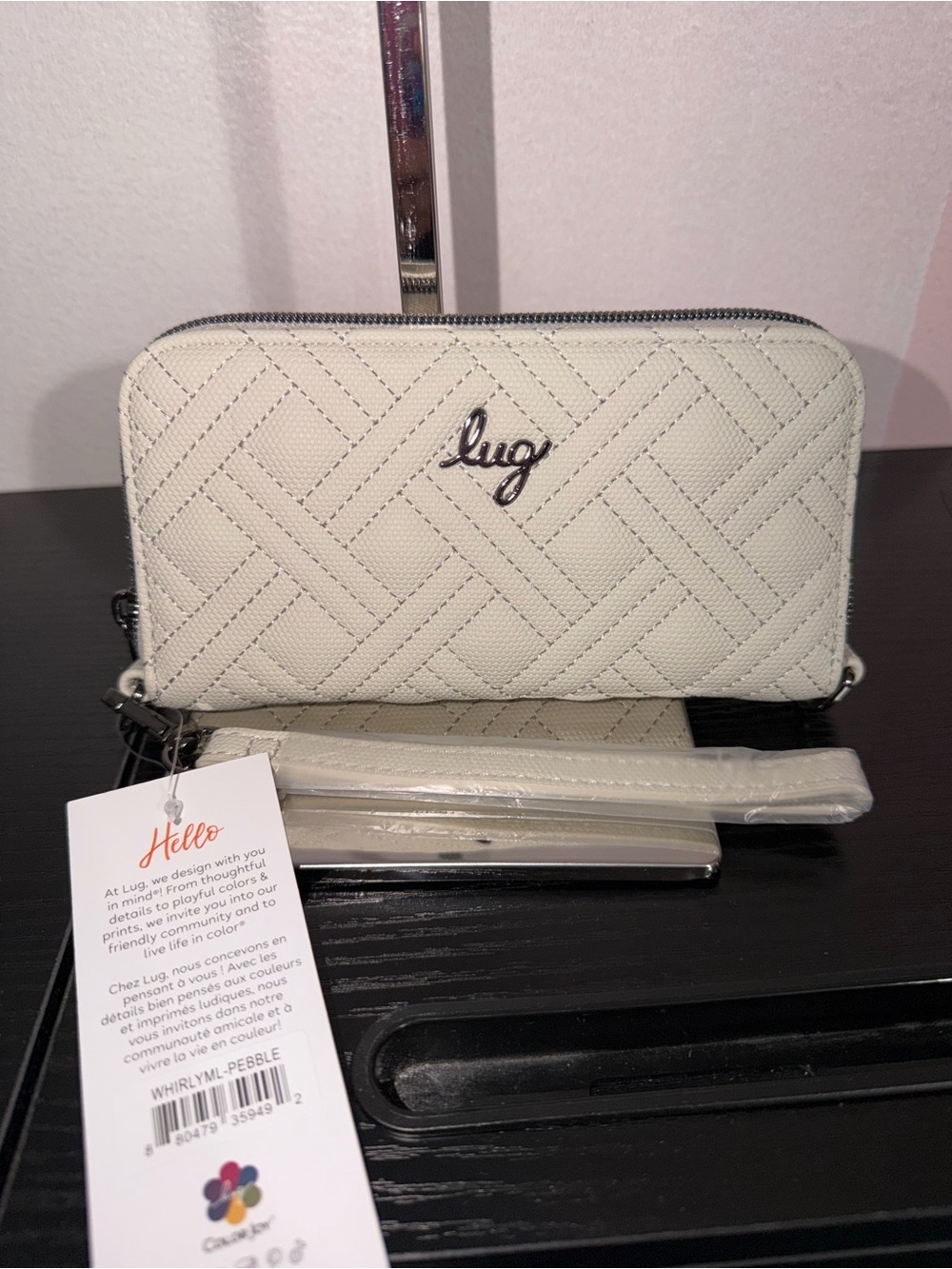 Lug Whirly Matte Luxe VL RFID Wristlet Wallet NWT Pebble